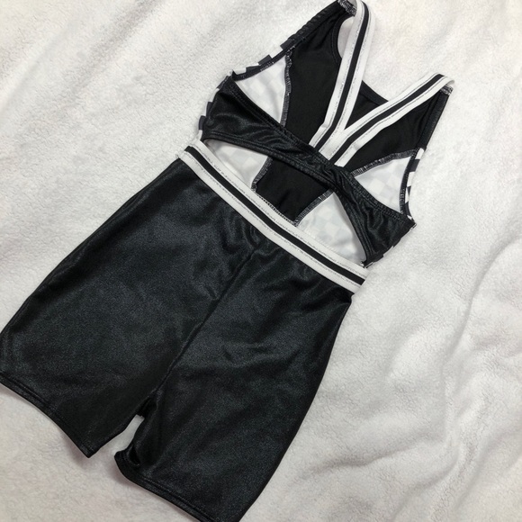 More Than Magic EUC Black & White Shimmery Gymnastics Body Suit size XS(4-5) - Picture 4 of 6